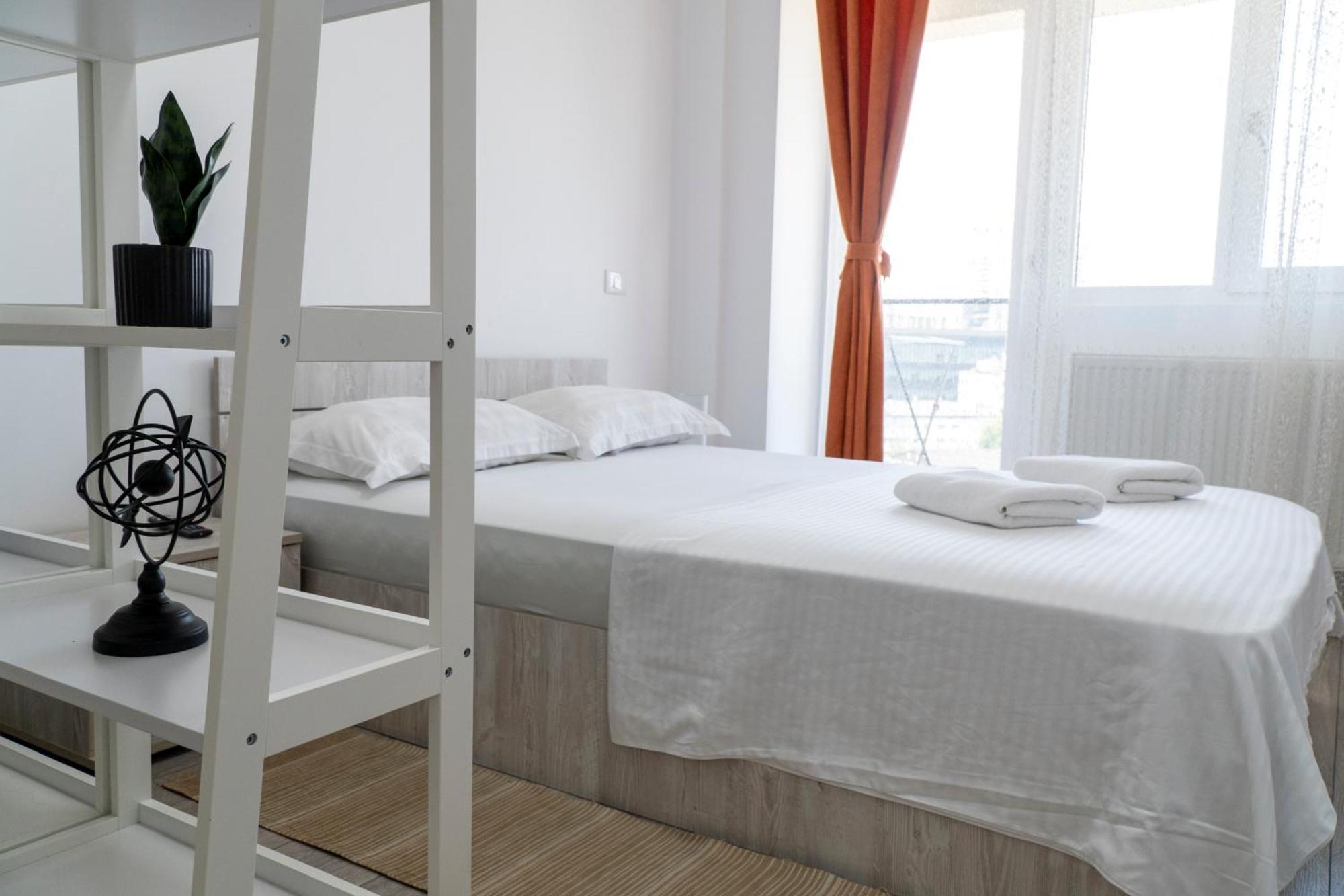 Center Apartment Palas Mall View Iasi Eksteriør billede